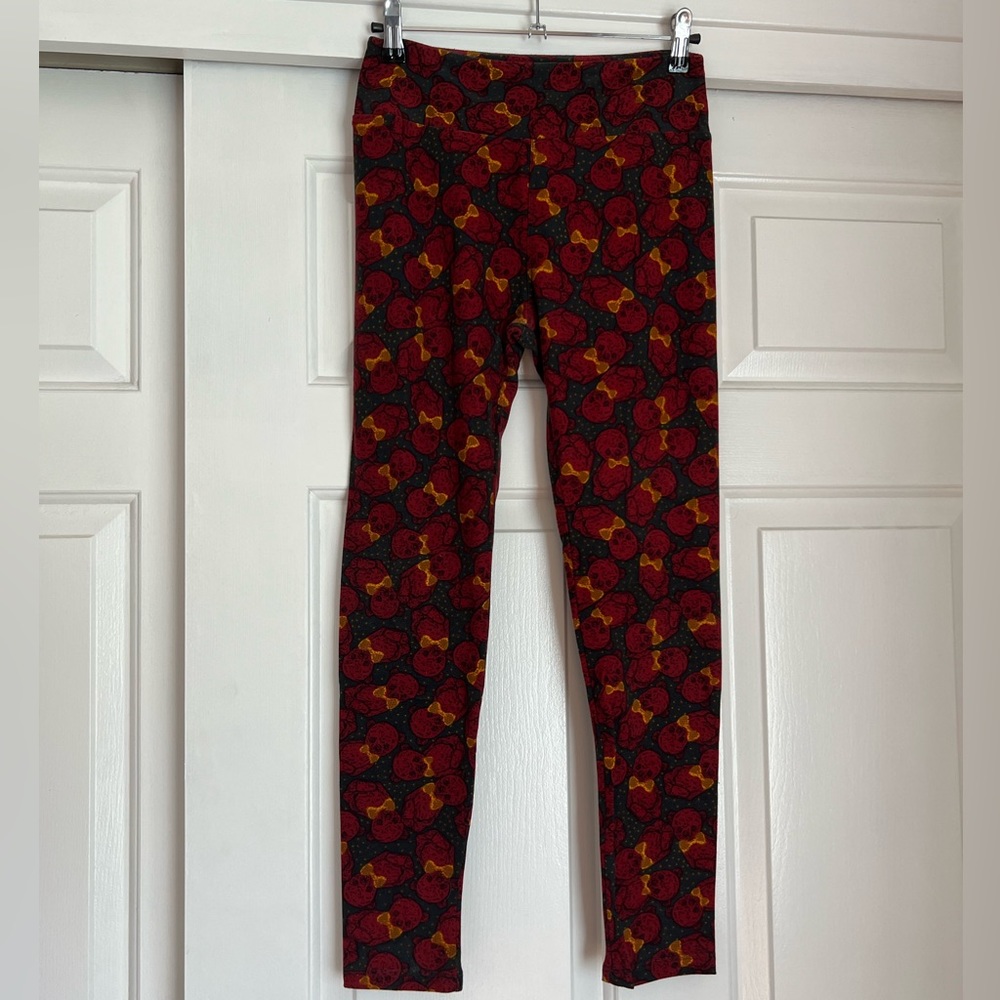 NWOT LulaRoe Bear Print OS Leggings